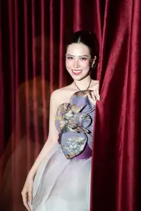 Radiant Actress in Elegant Stage Costume, Her Graceful Beauty Captivates Every Gaze on Stage. - image 0