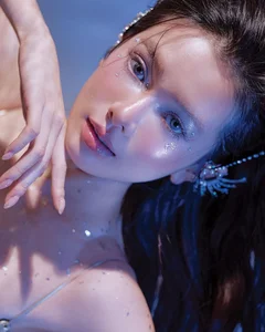 Influencer Do Yen Dan Captivates in Enchanting Mermaid-Inspired Photoshoot - image 5
