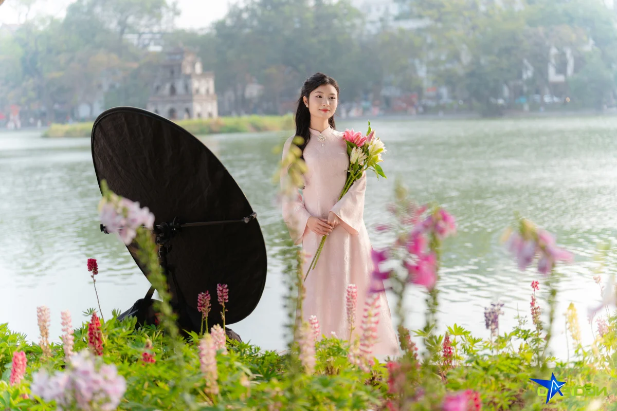 Timeless Elegance: Discovering the Soul of Hanoi Through the Grace of Ao Dai