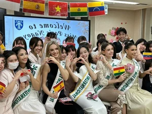 Celebrity Milestones and Glamour: Bao Thy’s Journey and Thu Quynh’s Style Transformation - image 5