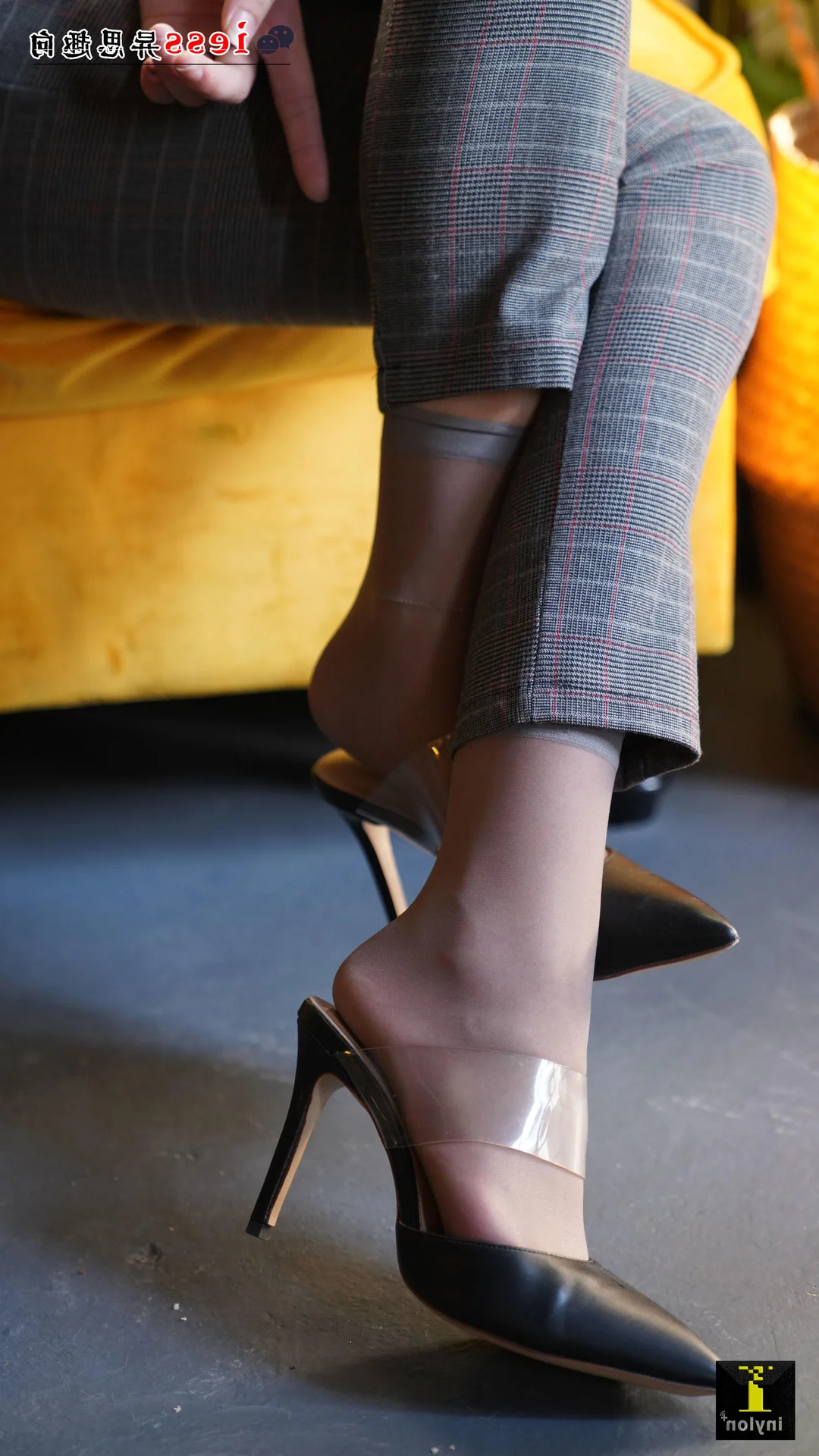 IESS Model Gege Vol. 132: Elegant Grey Silk Stocking Photography Collection