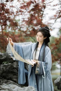 Serene Beauty: Shui Wei Qing Che in Art Language Vol.7251 - image 4