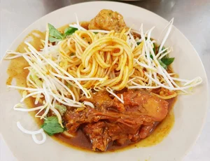 Discover the Spicy Flavors of Ca Mau: Exploring the Famous Bánh Tầm Cay Noodle Dish - image 10