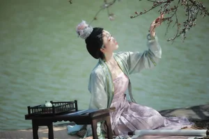 Aesthetic Brilliance in YiTuYu Art Language Vol.7599: Featuring the Radiant Chun Yu - image 3