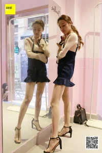 Chic Denim and Silk Style: Jingjing in IESS SiXiangJia 211 Series - image 90