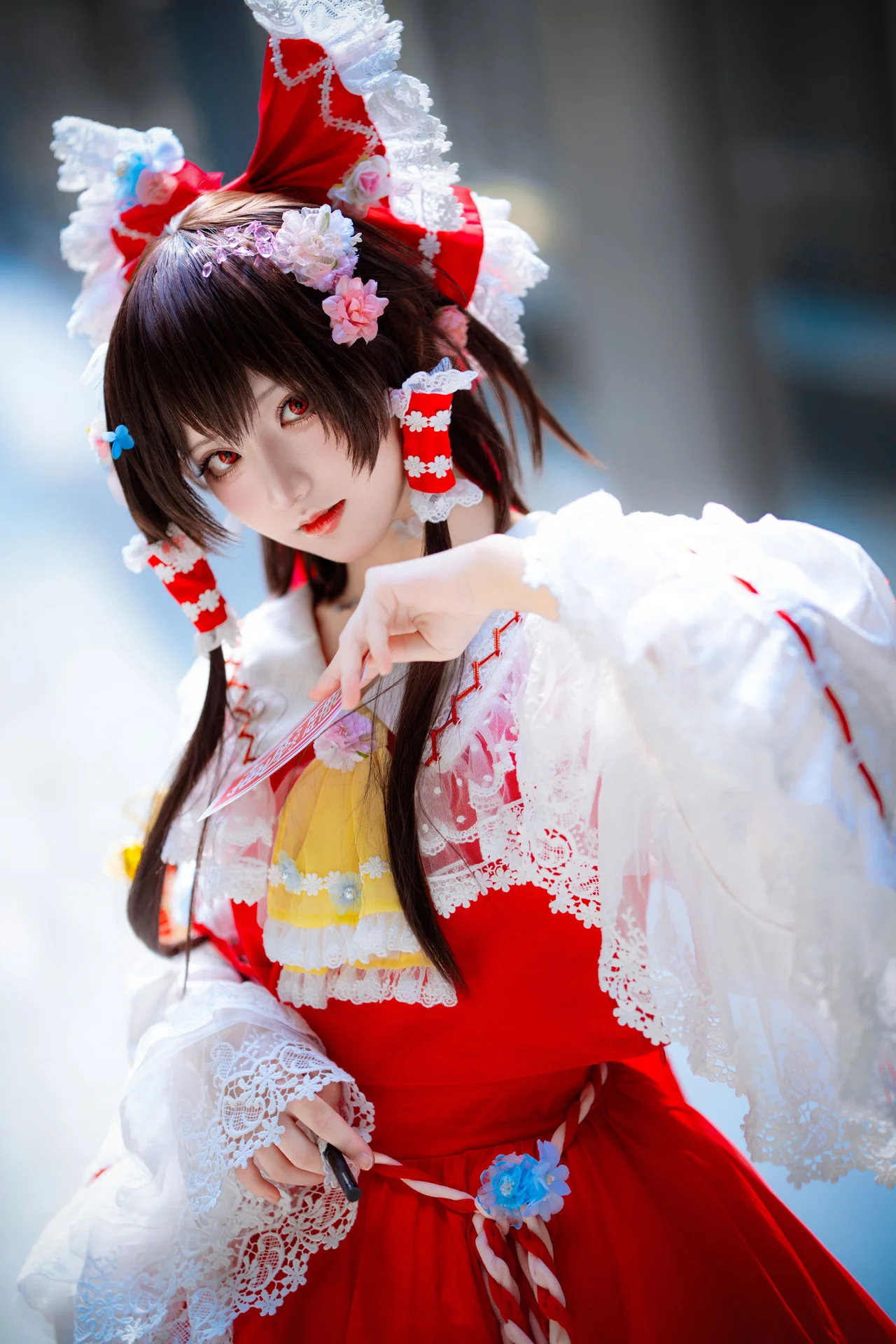 Stunning Hana Cosplay as Hualingmeng at Firefly Animation Carnival: Exquisite Floral Fantasy Fashion and Elegant Hanfu-Inspired Design for Anime Lovers