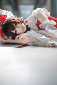 Stunning Hana Cosplay as Hualingmeng at Firefly Animation Carnival: Exquisite Floral Fantasy Fashion and Elegant Hanfu-Inspired Design for Anime Lovers - image 23