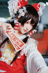 Stunning Hana Cosplay as Hualingmeng at Firefly Animation Carnival: Exquisite Floral Fantasy Fashion and Elegant Hanfu-Inspired Design for Anime Lovers - image 17