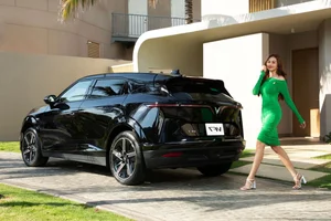 VinFast VF 7: A Fusion of Luxury Design and Advanced Electric Vehicle Technology - image 4