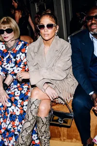 The Rise of Quilted Handbags: The Must-Have Accessory for Celebrities - image 5