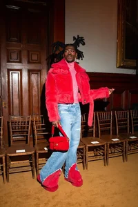 The Rise of Quilted Handbags: The Must-Have Accessory for Celebrities - image 7
