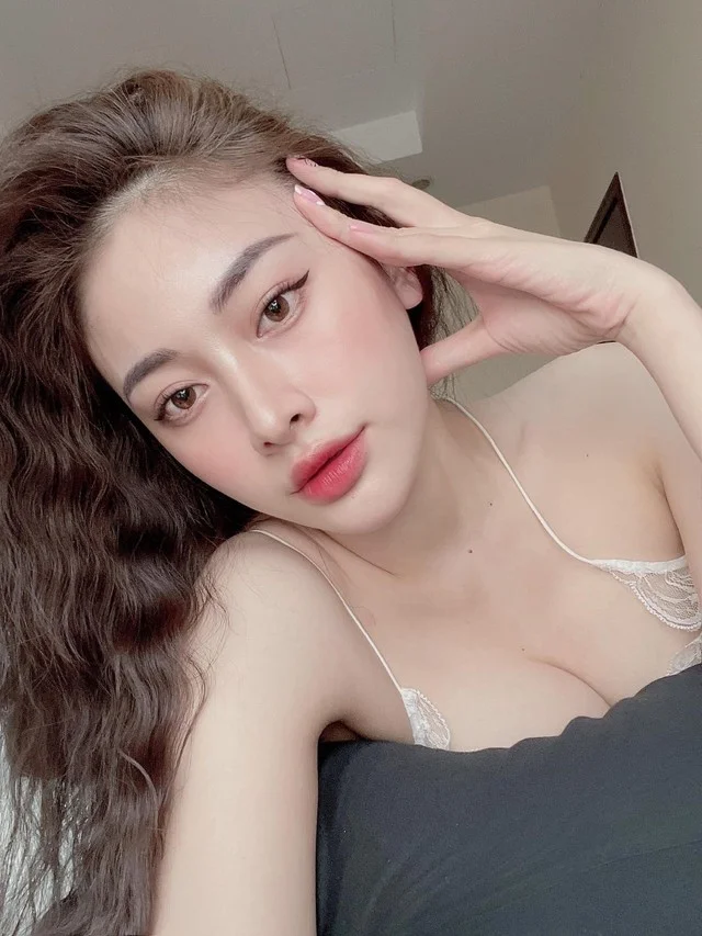 Quang Ninh Beauty Goes Viral for Stunning Visuals at Recent Mega Concert