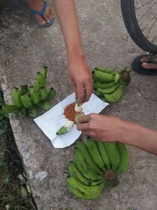 Legendary Childhood Snacks: A Nostalgic Journey Through Vietnam’s Favorite Treats - image 12