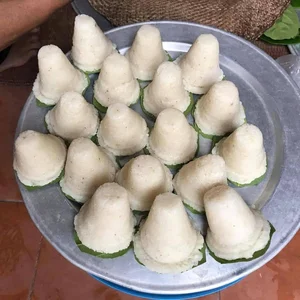 Legendary Childhood Snacks: A Nostalgic Journey Through Vietnam’s Favorite Treats - image 1