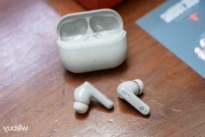 Experience the Beat: Bức Tường True Wireless Earbuds - A New Trend in Music and Style - image 0