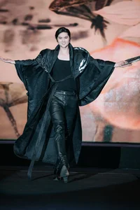 Cultural Fusion: Child Models Showcase High Fashion to the Rhythms of Traditional Folk Music - image 7