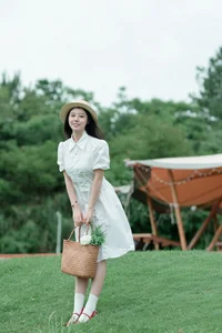 Captivating Visuals: YiTuYu Art Language Vol.4963 with Model Xian Yu - image 23