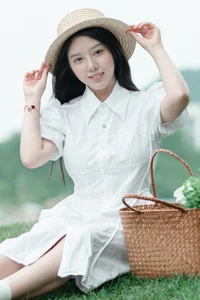 Captivating Visuals: YiTuYu Art Language Vol.4963 with Model Xian Yu - image 19