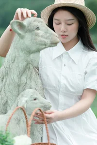 Captivating Visuals: YiTuYu Art Language Vol.4963 with Model Xian Yu - image 3