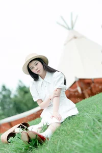 Captivating Visuals: YiTuYu Art Language Vol.4963 with Model Xian Yu - image 1