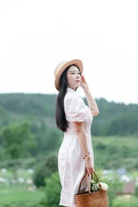 Captivating Visuals: YiTuYu Art Language Vol.4963 with Model Xian Yu - image 7