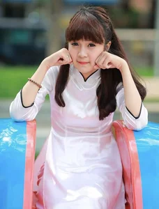 The Timeless Beauty of Hanoi’s Iconic Hot Teen: A Journey Through Time - image 3