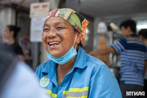 The Heartwarming Story of Suspended Pho in Hanoi: A Unique Culinary Tradition - image 1