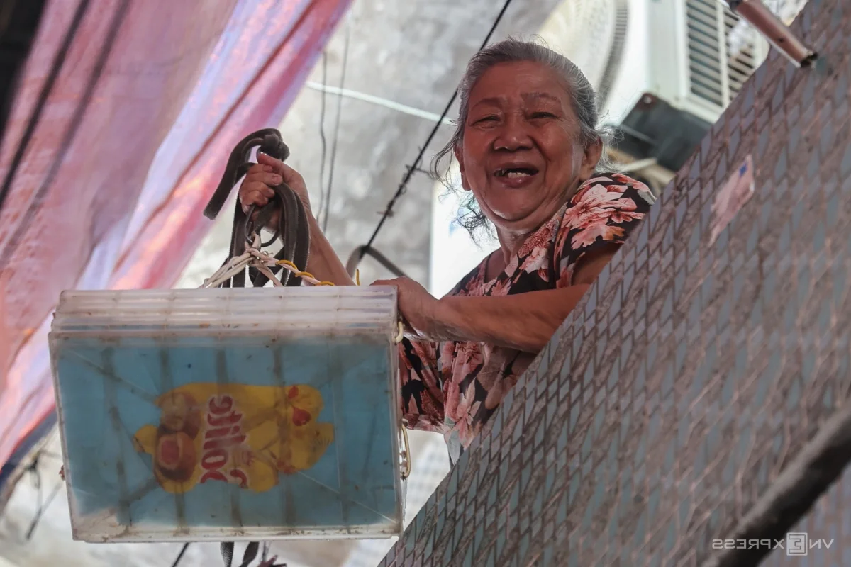 Unique Street Food Experience: The Famous Rope-Pulled Hu Tieu Shop in Ho Chi Minh City