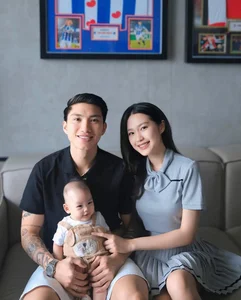 Doan Van Hau and Doan Hai My: A Playful Look into V-League’s Power Couple - image 8