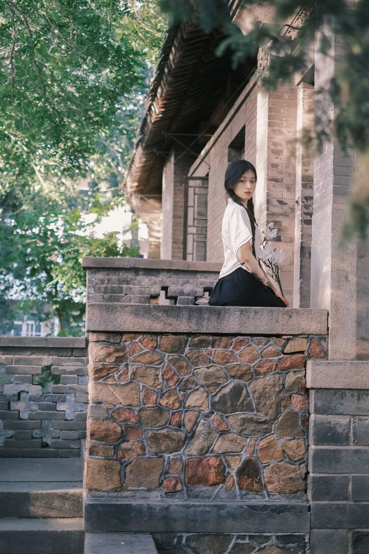 Elegant Fashion Portraits of Xu Jia Yue: YiTuYu Art Language Vol.9354 Aesthetic Photography Collection