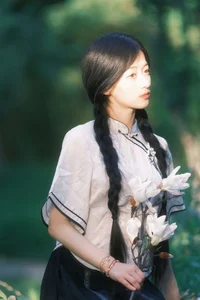 Elegant Fashion Portraits of Xu Jia Yue: YiTuYu Art Language Vol.9354 Aesthetic Photography Collection - image 1