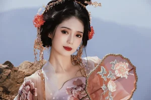 Exquisite Portraiture in YiTuYu Art Language Vol.4296 with Chen Luo Jin - image 17