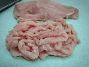 Health Benefits of Stir-Fried Water Spinach with Pork: A Nutrient-Rich and Affordable Meal - image 3