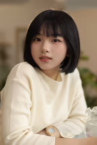 VGU No.160: Discover the Pure Beauty of a Short-Haired Girl in a Captivating Portrait - image 2