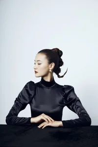YiTuYu Art Language Vol.5748 Featuring Zhou Xu Xu - Elegant Portrait Photography Collection - image 6