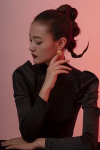 YiTuYu Art Language Vol.5748 Featuring Zhou Xu Xu - Elegant Portrait Photography Collection - image 10