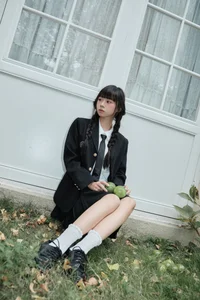 YiTuYu Art Language Vol.8053: Exquisite Photography Collection Featuring Model Shi San Jin Ya - image 29