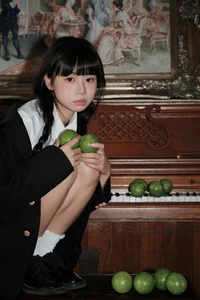 YiTuYu Art Language Vol.8053: Exquisite Photography Collection Featuring Model Shi San Jin Ya - image 21