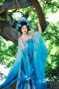 Stunning Portrait Photography: Mao Zi Zi in YiTuYu Art Language Vol.8261 - Aesthetic Fashion and Artistic Style Inspiration - image 5