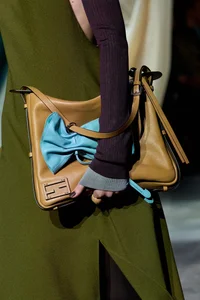 Top 7 Luxury Handbag Trends to Elevate Your Fall Wardrobe This Season - image 4