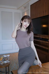 Elegant Fashion Portrait Collection featuring Lu Xuan Xuan in XiuRen No.10850 - Stunning Professional Modeling Photography and Style Inspiration - image 2