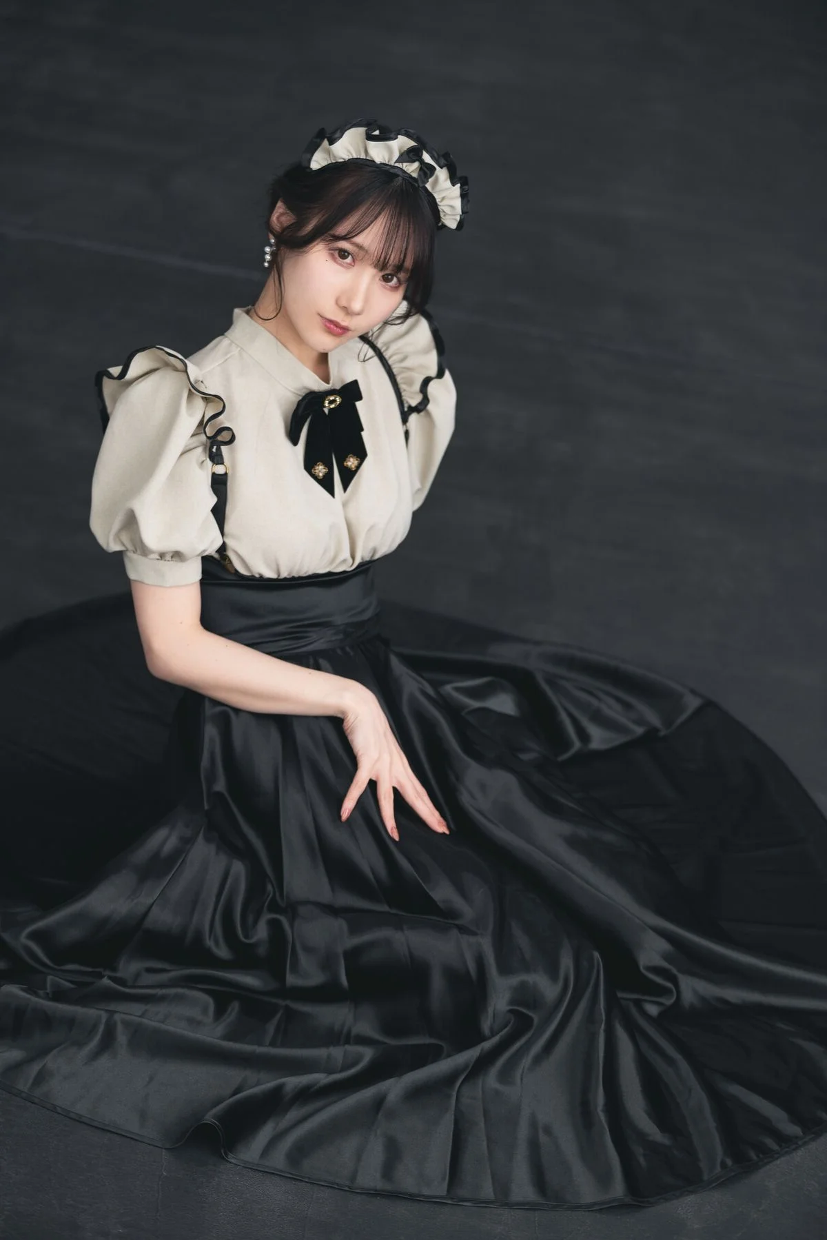 Stunning Ornamental Maid Cosplay Photography Collection by Ke N Yan (けん研) - High-Quality Portrait Series for Fashion and Costume Inspiration