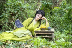 Artistic Expressions: Miao Su Su in YiTuYu Art Language Vol.7320 - image 22