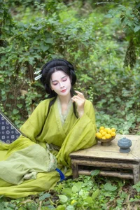 Artistic Expressions: Miao Su Su in YiTuYu Art Language Vol.7320 - image 56
