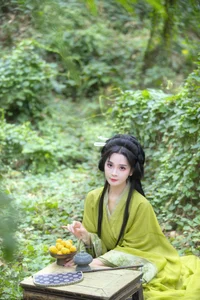 Artistic Expressions: Miao Su Su in YiTuYu Art Language Vol.7320 - image 13