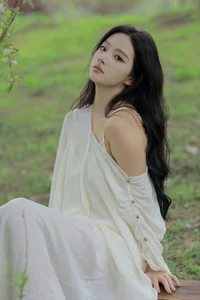 The Artistic Vision of YiTuYu Art Language Vol.6901 Featuring Elaine - image 2