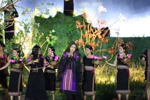 Experience the Soul of the Highlands: The Enchanting 'Đại ngàn reo' Art Performance - image 8