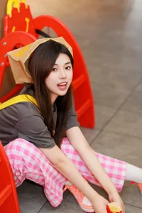 Stunning Portrait Series: YiTuYu Art Language Vol.5002 with Pei Tong Xue - image 6