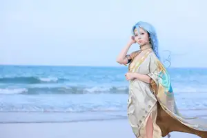 Coser G44 Won't Get Hurt Shines as Reverse: 1999 Character 37 on a Sunny Beach - image 7