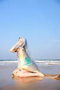 Coser G44 Won't Get Hurt Shines as Reverse: 1999 Character 37 on a Sunny Beach - image 4